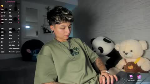 Snapshot of zuryramirez_ chatting on September 2025 07:02:02 PM Zury Ramirez online show from September 2025 07:02:02 PM