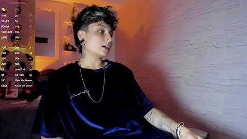 Snapshot of zuryramirez_ chatting on September 2025 08:32:02 PM Zury Ramirez online show from September 2025 08:32:02 PM