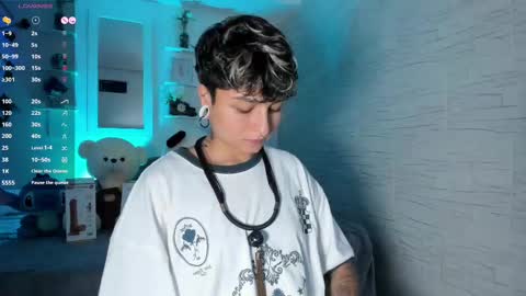 Snapshot of zuryramirez_ chatting on October 2025 07:01:02 PM Zury Ramirez online show from October 2025 07:01:02 PM