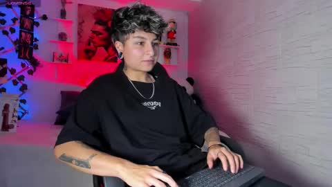 Snapshot of zuryramirez_ chatting on November 2025 08:22:02 PM Zury Ramirez online show from November 2025 08:22:02 PM