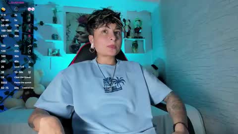 Snapshot of zuryramirez_ chatting on November 2025 09:28:01 PM Zury Ramirez online show from November 2025 09:28:01 PM