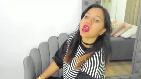 Snapshot of zusan_king_ chatting on April 2026 02:51:02 AM Im Zusan My schedule is from 1030pm to 430 am colombian time online show from April 2026 02:51:02 AM