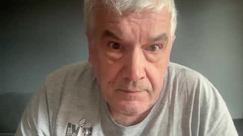 zwickauer1969 online show from October 2025 12:55:02 PM