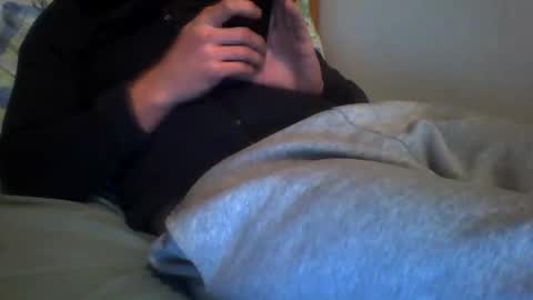 zyggy87 online show from December 2025 02:28:02 AM