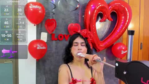 Snapshot of zyle_boobs_ chatting on February 2025 04:47:02 AM ZYLE online show from February 2025 04:47:02 AM