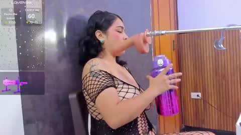 Snapshot of zyle_boobs_ chatting on February 2025 07:36:01 PM ZYLE online show from February 2025 07:36:01 PM