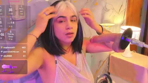 Snapshot of zyle_boobs_ chatting on September 2025 12:29:01 PM ZYLE online show from September 2025 12:29:01 PM