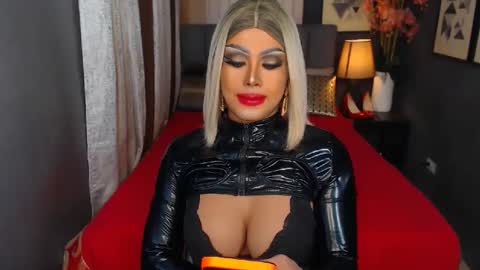 zyradom online show from December 2024 08:17:01 PM