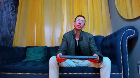 Zyro Nigth online show from January 2026 07:27:01 PM