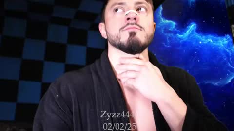Snapshot of zyzz4444 chatting on February 2025 03:39:01 PM Greek God online show from February 2025 03:39:01 PM