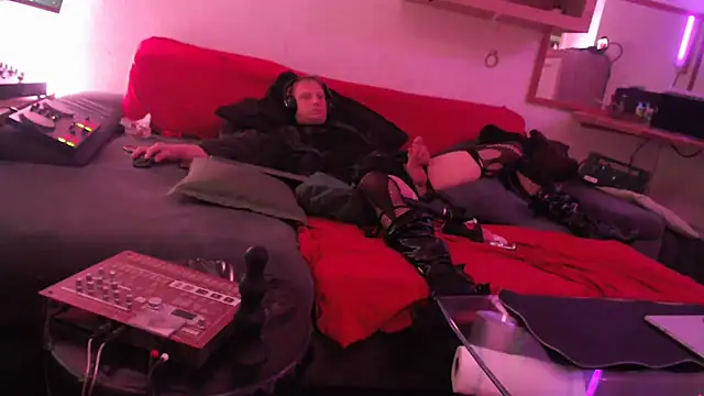 davidgntxxxxx online show from March 2026 08:19:01 AM