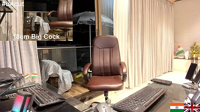 Snapshot of OnlineBossUK chatting on February 2025 03:39:02 PM OnlineBossUK online show from February 2025 03:39:02 PM