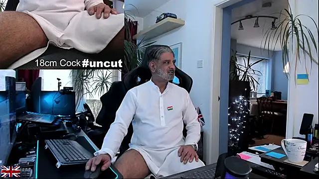 OnlineBossUK online show from December 2025 02:25:01 PM