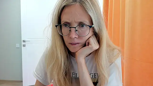 angelmommu online show from September 2025 06:59:01 AM