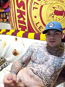 Snapshot of DADDY_KANE8--- chatting on February 2025 10:14:01 AM DADDY KANE8--- online show from February 2025 10:14:01 AM