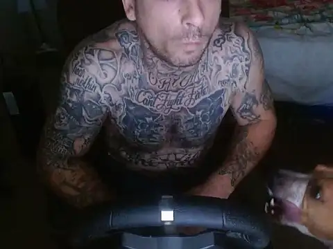 Snapshot of DADDY_KANE8--- chatting on October 2025 08:20:01 PM DADDY KANE8--- online show from October 2025 08:20:01 PM