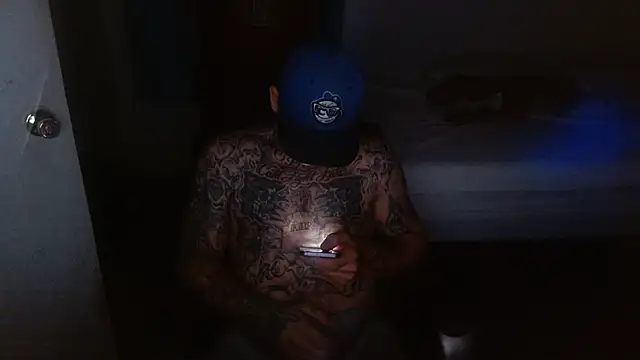 Snapshot of DADDY_KANE8--- chatting on November 2025 11:20:02 AM DADDY KANE8--- online show from November 2025 11:20:02 AM