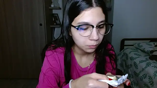 mia  lopez  online show from December 2025 12:51:01 AM