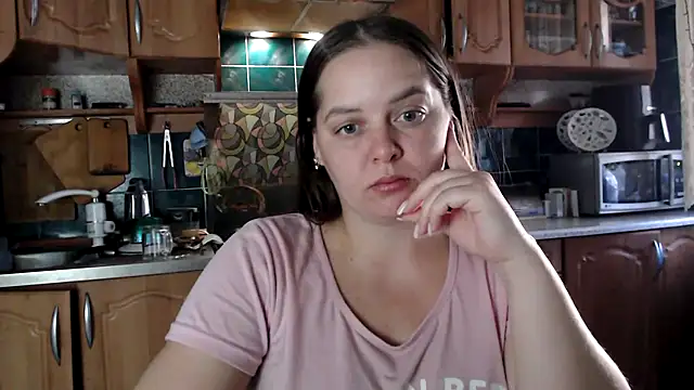 uliastar online show from September 2025 06:19:02 AM