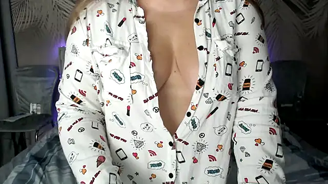 uliastar online show from October 2025 07:19:01 AM