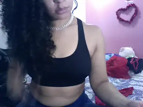 gatubelahot online show from February 2025 10:04:02 PM