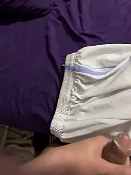 xxxbrooo online show from March 2026 11:20:01 PM