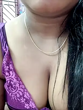 Snapshot of Lakhsmii chatting on December 2024 02:01:01 AM Lakhsmii online show from December 2024 02:01:01 AM