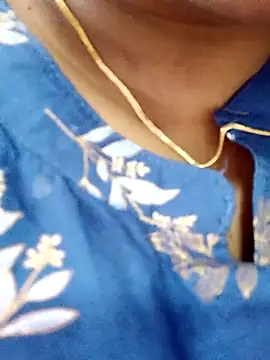 Snapshot of Lakhsmii chatting on March 2025 01:42:02 AM Lakhsmii online show from March 2025 01:42:02 AM