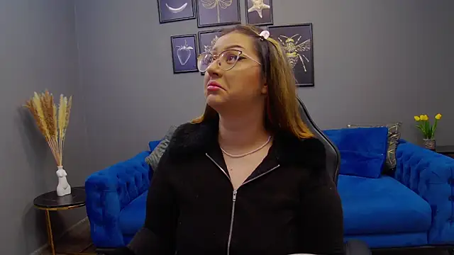 Katewalker  online show from December 2024 06:57:02 PM