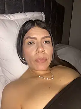 martina contreras online show from March 2026 06:05:02 AM