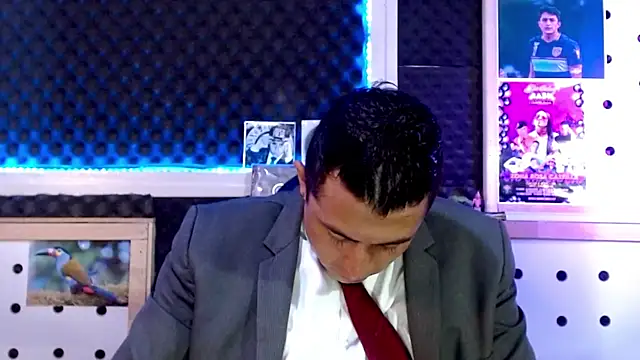 Darko0717 online show from March 2025 05:14:02 PM