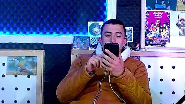 Darko0717 online show from March 2025 09:21:01 PM