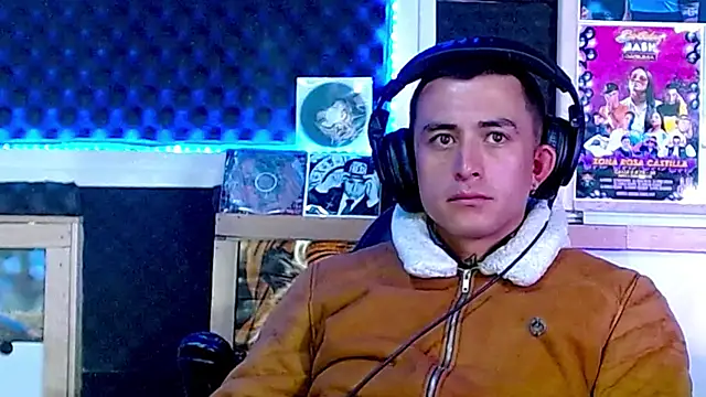 Darko0717 online show from March 2025 12:25:02 AM