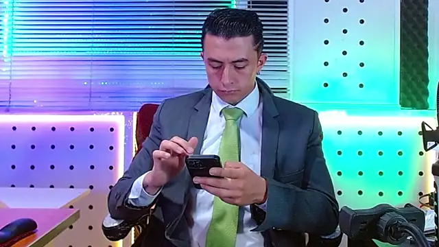 Snapshot of Darko0717 chatting on May 2026 03:42:01 PM Darko0717 online show from May 2026 03:42:01 PM