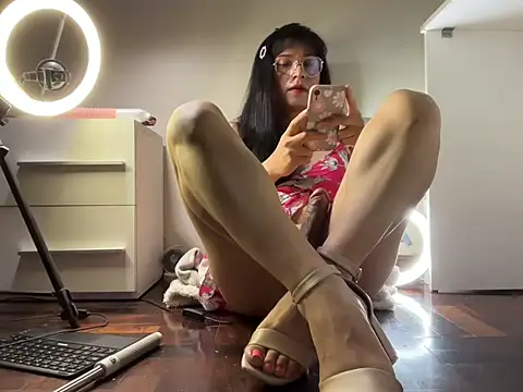 valeria lokitasexy online show from December 2024 03:20:01 AM