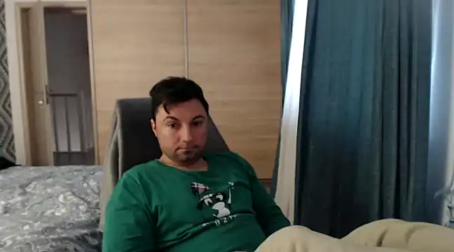 HankMalone online show from February 2025 07:02:02 AM