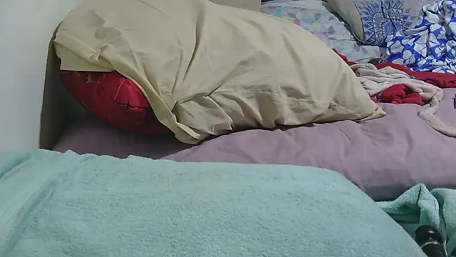 sluttylaura21 online show from April 2026 05:38:02 AM