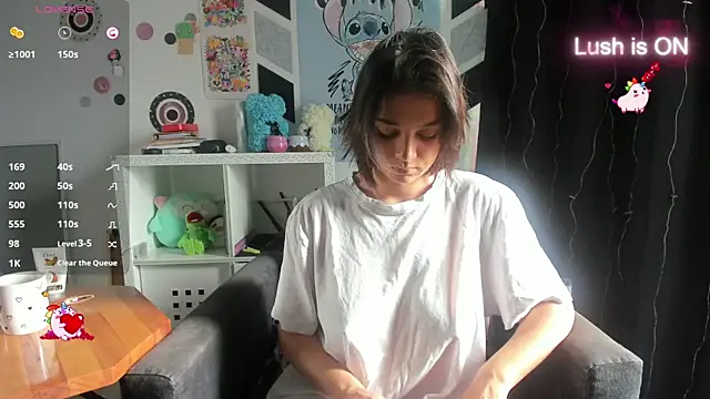 Snapshot of alexysgray chatting on January 2025 02:47:02 PM alexysgray online show from January 2025 02:47:02 PM