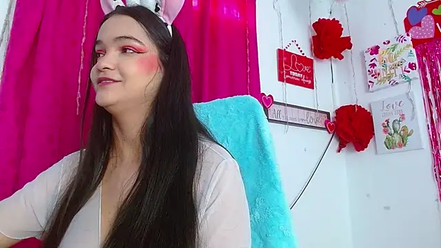 monica little23 online show from February 2026 01:26:01 PM