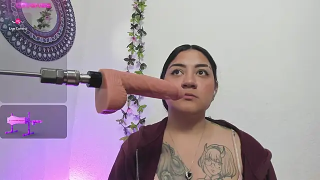 Hanna moore1 online show from February 2025 10:00:02 PM