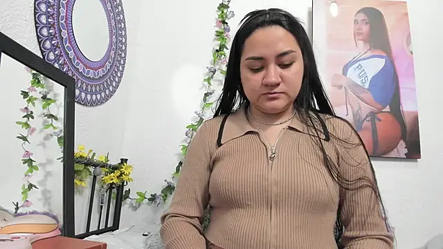 Hanna moore1 online show from October 2025 06:47:02 PM