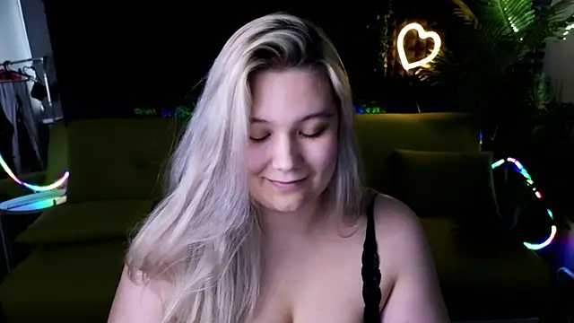 DjennaPalme online show from December 2024 05:04:02 AM