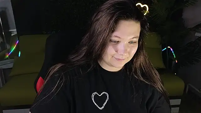 DjennaPalme online show from December 2024 11:26:01 AM