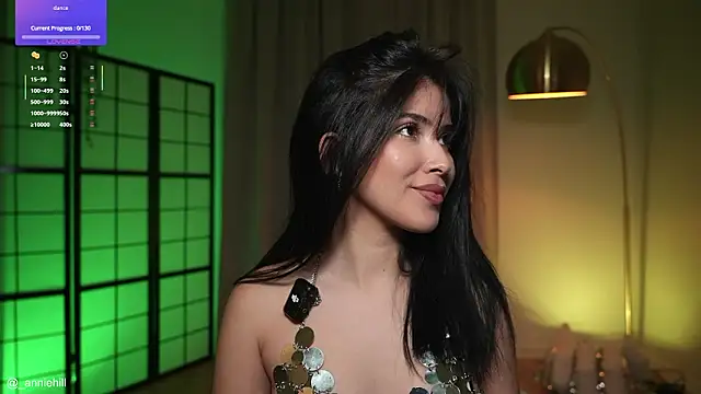 anniehillofficial online show from February 2026 09:07:01 PM