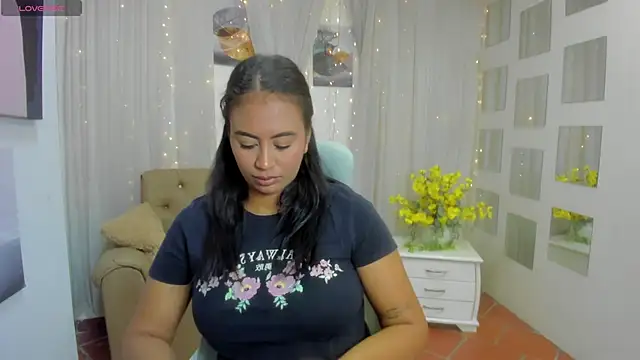 tracycum online show from January 2025 05:21:01 PM