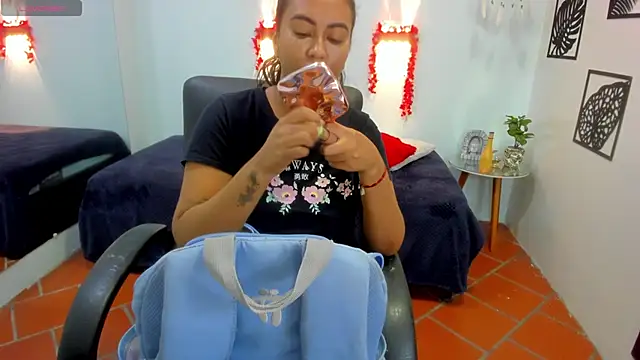 tracycum online show from March 2025 11:49:02 AM