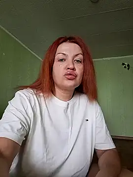 KiraXTender online show from October 2025 02:59:01 AM