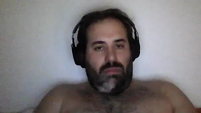 Snapshot of The_Masterxxx14 chatting on May 2026 03:17:01 PM The Masterxxx14 online show from May 2026 03:17:01 PM