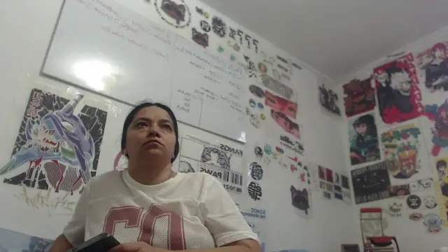 Snapshot of veronica_salas chatting on June 2026 11:10:01 AM veronica salas online show from June 2026 11:10:01 AM