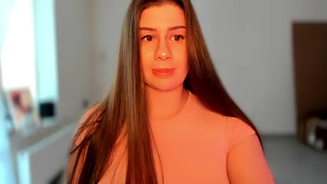 Snapshot of JuicyHelenX chatting on May 2026 02:57:02 PM JuicyHelenX online show from May 2026 02:57:02 PM